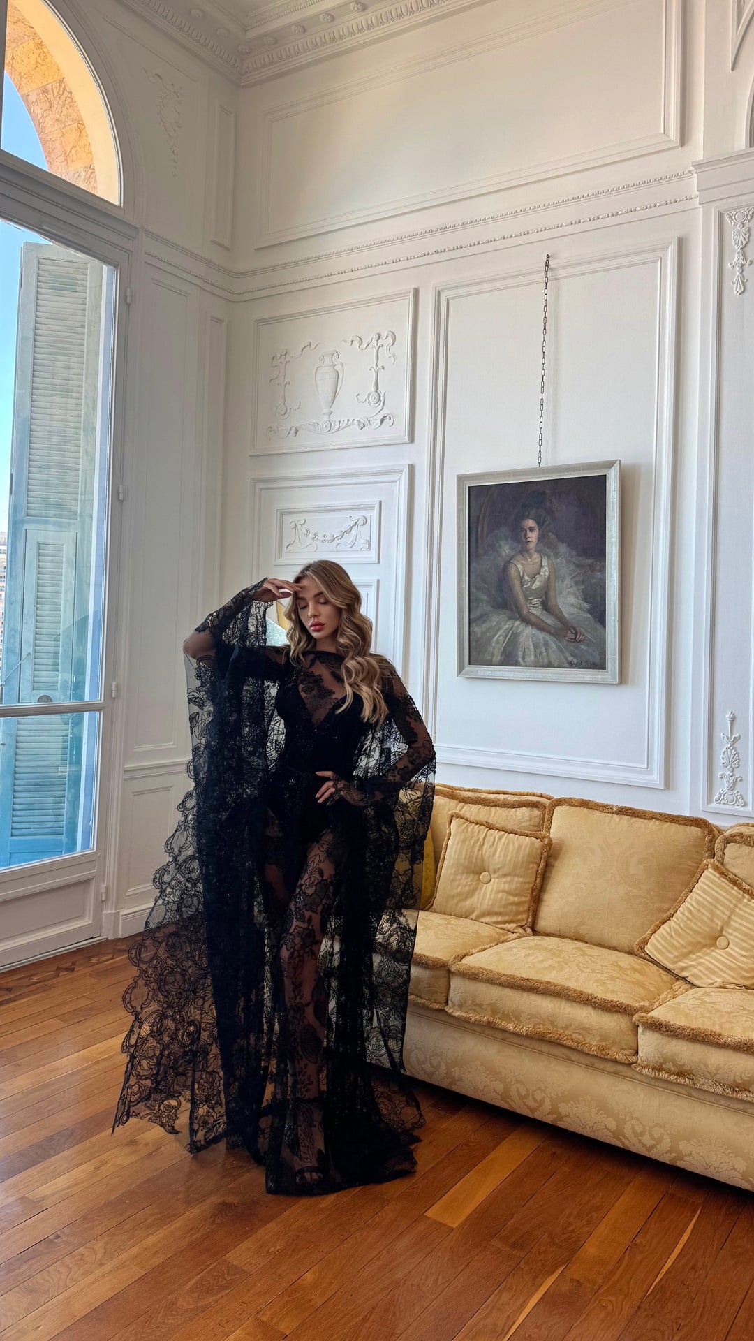 Embroidered Kaftan in Black
