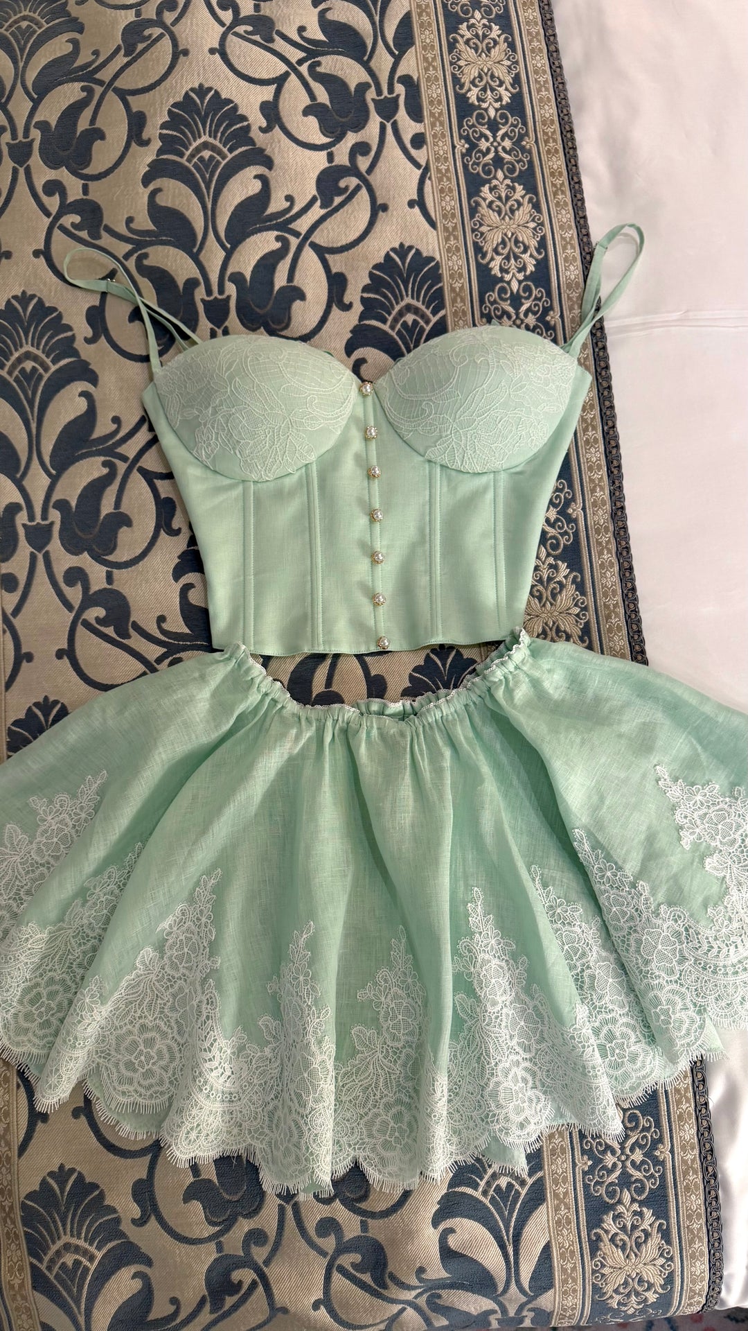 Linen Set in Mint